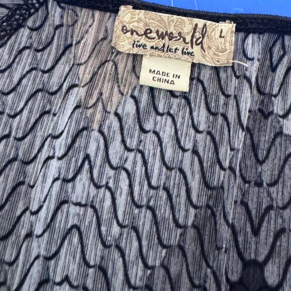 One World Live and Let Live V Neck Chevron Blue Top Polyester Spandex Large - Picture 3 of 6